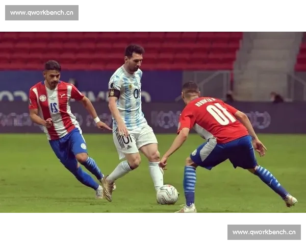 梅西再度上演精彩表现引领球队取胜展现无与伦比的足球魅力